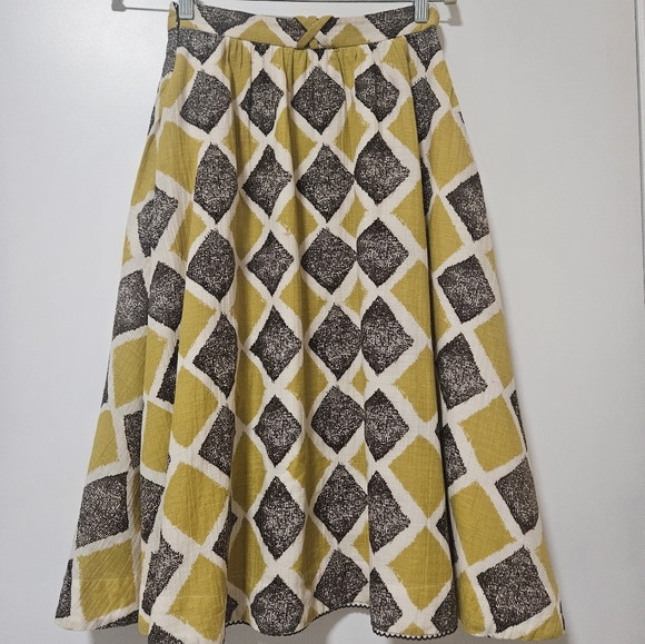 Edme & Esyllte Anthropologie Shifting Buttons Midi skirt - Picture 4 of 8